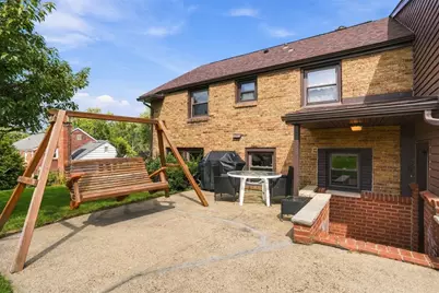 204 Pickwick Dr, Bethel Park, PA 15102 - Photo 35