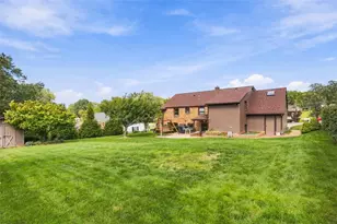 204 Pickwick Dr, Bethel Park, PA 15102 - Photo 41