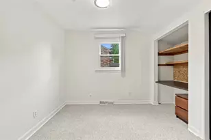 204 Pickwick Dr, Bethel Park, PA 15102 - Photo 27
