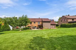 204 Pickwick Dr, Bethel Park, PA 15102 - Photo 37