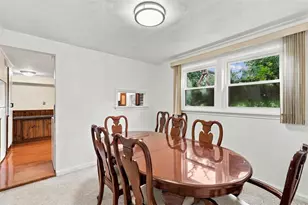 204 Pickwick Dr, Bethel Park, PA 15102 - Photo 17