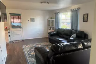 9020 Marilynn Rd, Pittsburgh, PA 15235 - Photo 15