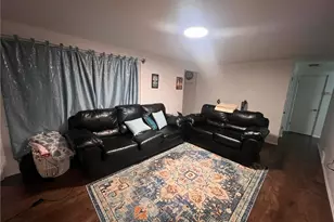 9020 Marilynn Rd, Pittsburgh, PA 15235 - Photo 17