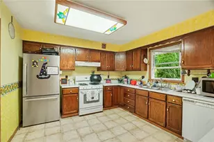 1364 Maple Ave, Lake City, PA 16423 - Photo 11