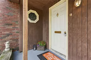 2485 Greentree, Carnegie, PA 15106 - Photo 7