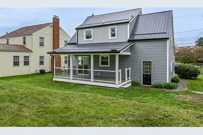 749 Pershing St, Ellwood City, PA 16117 - Photo 19