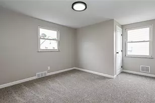 749 Pershing St, Ellwood City, PA 16117 - Photo 13