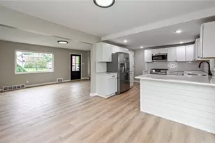 749 Pershing St, Ellwood City, PA 16117 - Photo 7