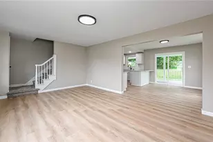 749 Pershing St, Ellwood City, PA 16117 - Photo 5