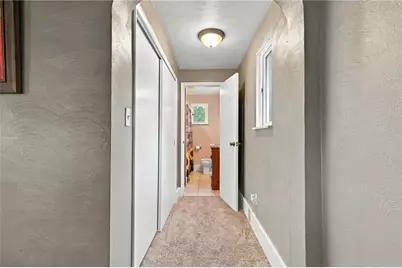 804 Highland Ave, Pitcairn, PA 15140 - Photo 17