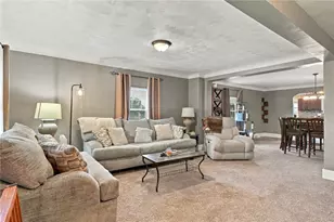 804 Highland Ave, Pitcairn, PA 15140 - Photo 5
