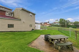 804 Highland Ave, Pitcairn, PA 15140 - Photo 31