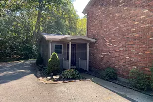 470 Donohoe Rd, Hempfield Township, PA 15601 - Photo 17