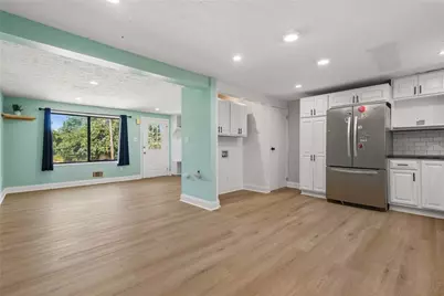 7538 Vernon St, Pittsburgh, PA 15218 - Photo 17