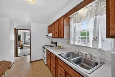 2975 Leechburg Rd, Pittsburgh, PA 15239 - Photo 5