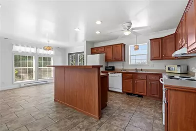 121 Ray Dr, Rostraver, PA 15012 - Photo 5