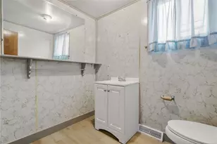 313 7th St, New Brighton, PA 15066 - Photo 35