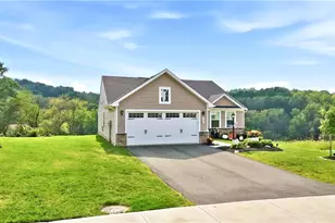 385 Horseshoe Loop, South Franklin, PA 15301 - Photo 3