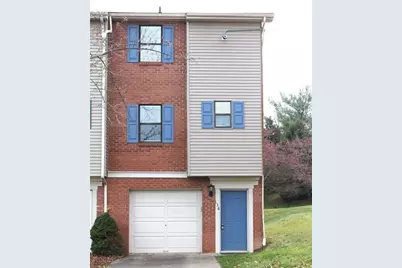 136 Woodhaven Dr, Seven Fields Boro, PA 16046 - Photo 1