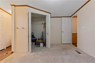 1138 N Branch Rd, Robinson Twp, PA 15057 - Photo 35