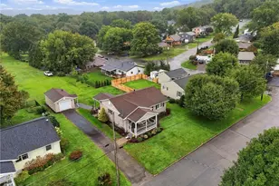 120 Maria Ln, Zelienople, PA 16063 - Photo 5