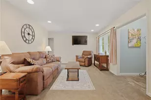 120 Maria Ln, Zelienople, PA 16063 - Photo 9