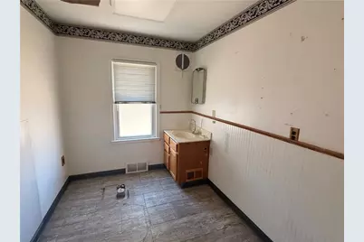 601 Fourth Ave, New Brighton, PA 15066 - Photo 7