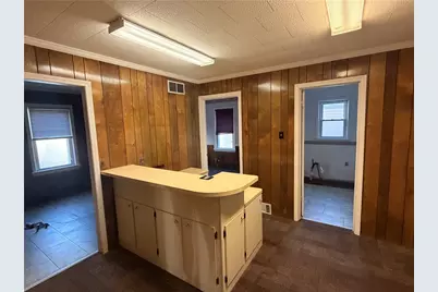601 Fourth Ave, New Brighton, PA 15066 - Photo 5