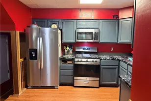 1026 Basilone Dr, Shenango Township, PA 16101 - Photo 17