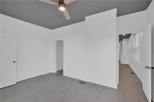 823 E 11th Ave, Munhall, PA 15120 - Photo 15