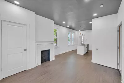 823 E 11th Ave, Munhall, PA 15120 - Photo 7