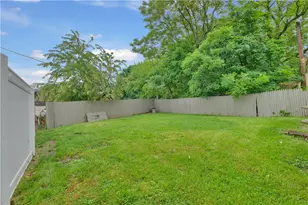 823 E 11th Ave, Munhall, PA 15120 - Photo 37