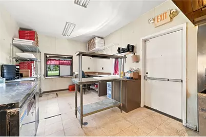 459 3rd St, California, PA 15419 - Photo 25