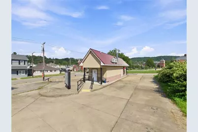 459 3rd St, California, PA 15419 - Photo 13