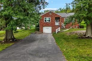 107 Devonshire Dr, Peters Township, PA 15317 - Photo 3