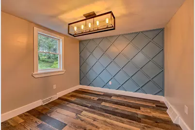 805 Meadowbrook Road, Level Green, PA 15085 - Photo 3
