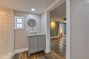805 Meadowbrook Rd, Level Green, PA 15085 - Photo 9