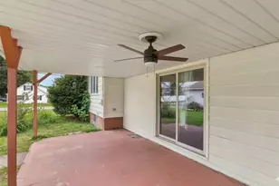 130 Todd Ave, Hermitage, PA 16148 - Photo 23