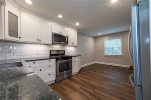 558 Glenrock Dr, Bethel Park, PA 15102 - Photo 11