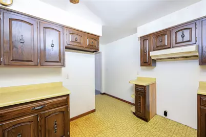 601 Herman Rd, Summit Township, PA 16002 - Photo 9