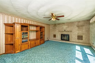 601 Herman Rd, Summit Township, PA 16002 - Photo 13