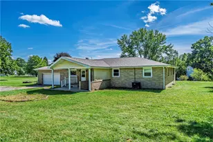 601 Herman Rd, Summit Township, PA 16002 - Photo 5