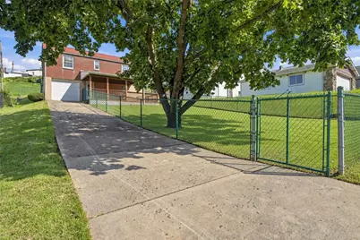718 Laura St, West Mifflin, PA 15122 - Photo 21