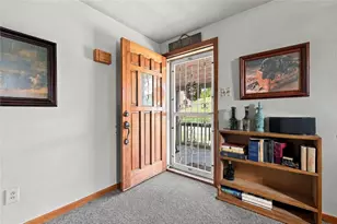 718 Laura St, West Mifflin, PA 15122 - Photo 5