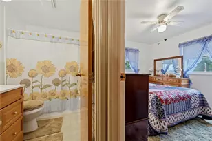 1369 Wakefield Dr, Hermitage, PA 16148 - Photo 11