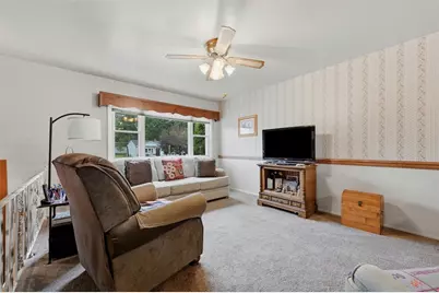 1369 Wakefield Dr, Hermitage, PA 16148 - Photo 3