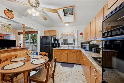 1369 Wakefield Dr, Hermitage, PA 16148 - Photo 13