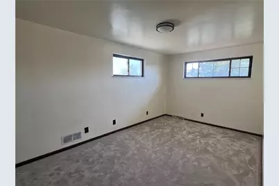 1334 Broadway Ave, East McKeesport, PA 15035 - Photo 25
