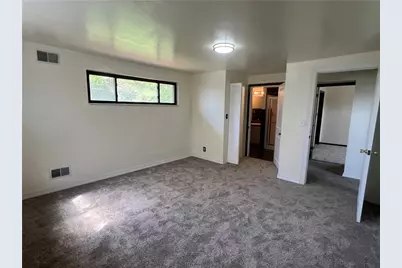 1334 Broadway Ave, East McKeesport, PA 15035 - Photo 29