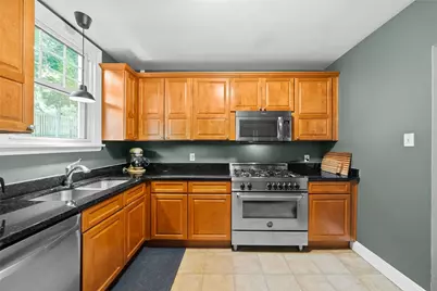 2840 Shady Ave, Pittsburgh, PA 15217 - Photo 17